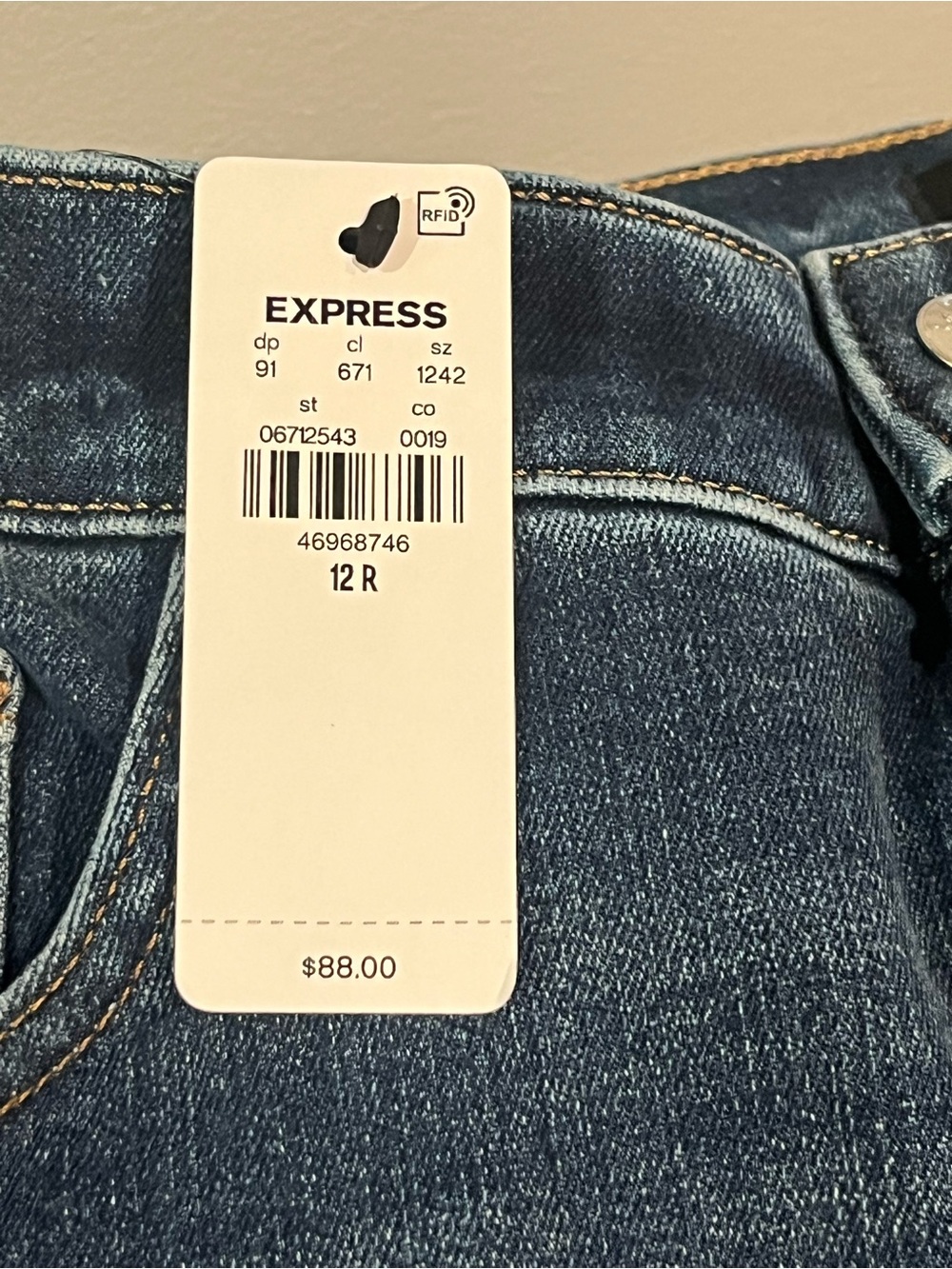 β¨ NWT EXPRESS High Rise Straight Ankle Jeans β¨ - Picture 2 of 10
